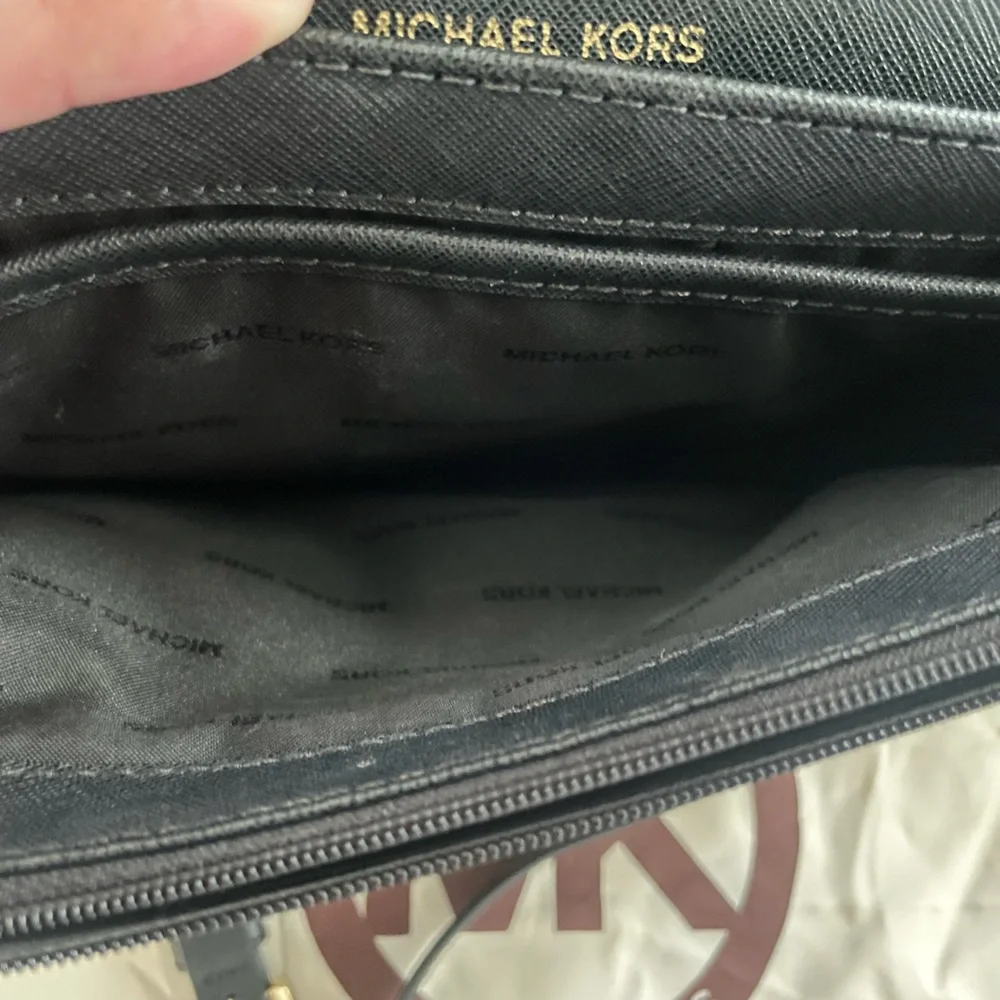 Michael Kors Black Saffiano Leather Crossbody Shoulder Bag Gold Chain